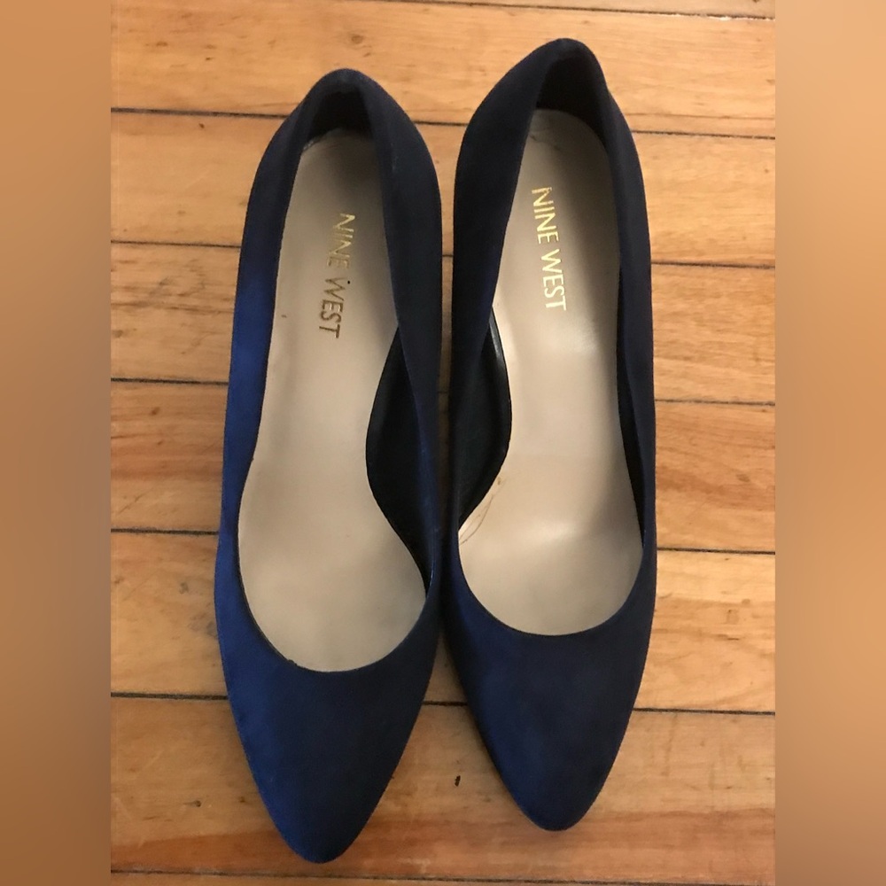 Nine West Navy Blue Pumps